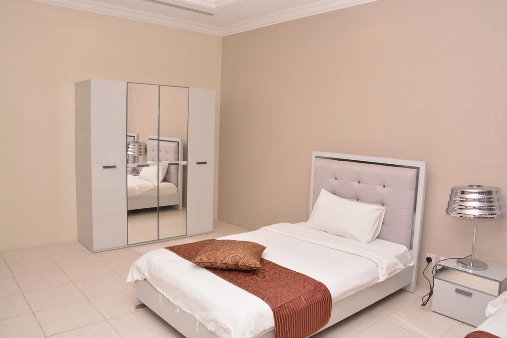 Janadriyah Suites 13 Nadinah Eksteriør bilde