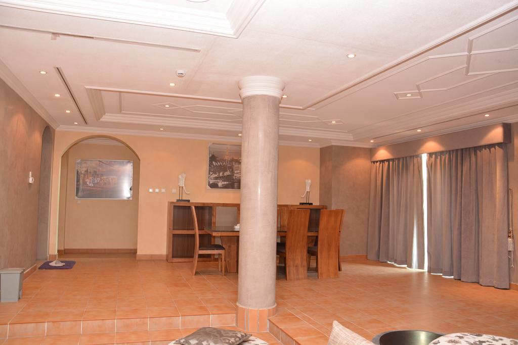 Janadriyah Suites 13 Nadinah Eksteriør bilde