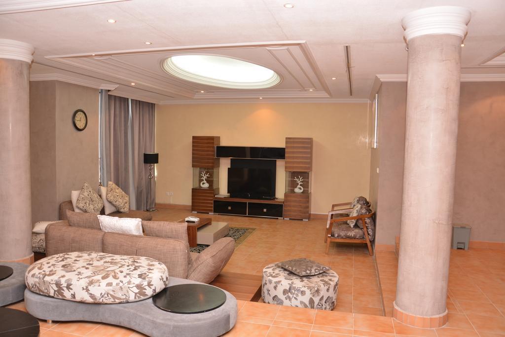 Janadriyah Suites 13 Nadinah Eksteriør bilde