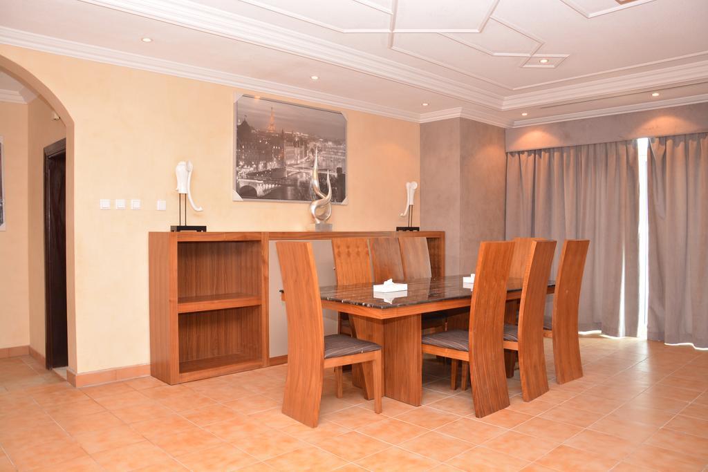 Janadriyah Suites 13 Nadinah Eksteriør bilde