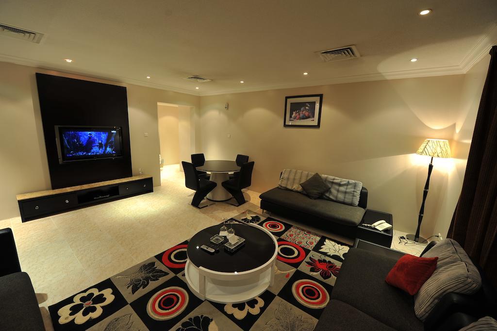 Janadriyah Suites 13 Nadinah Rom bilde